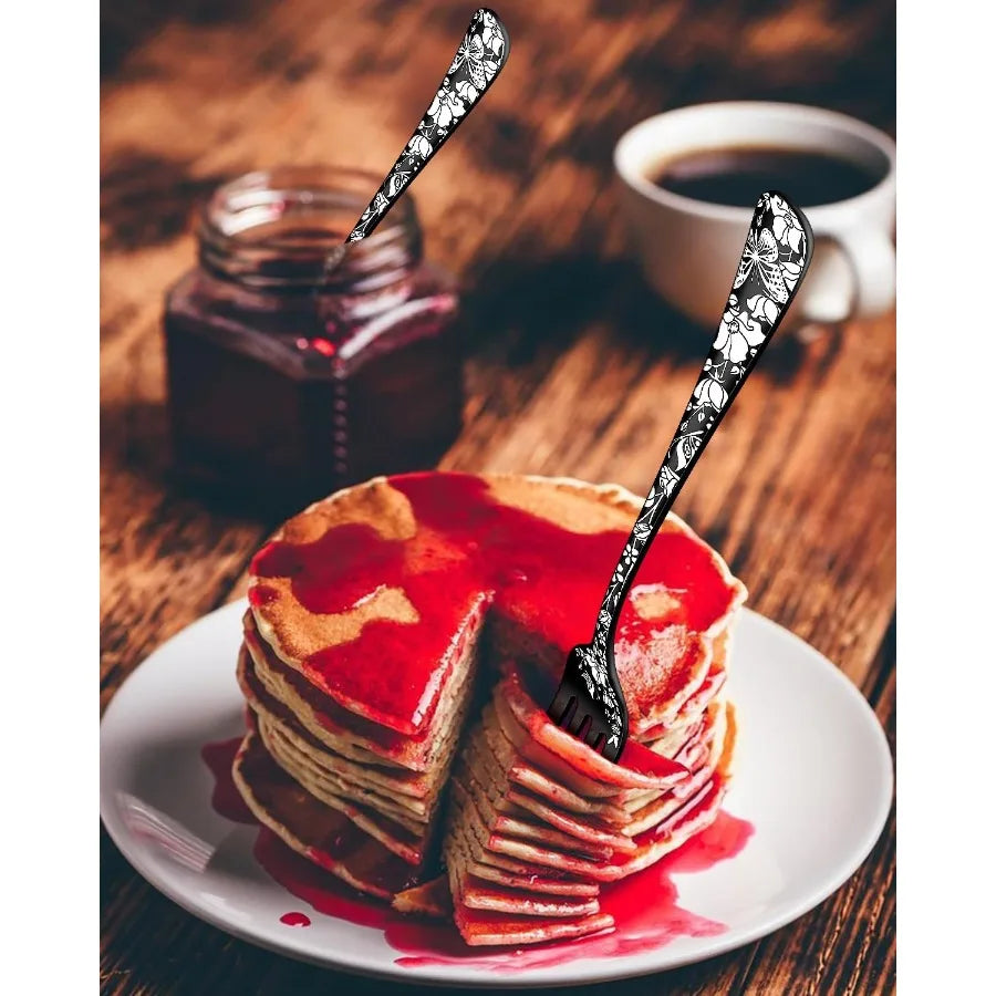 Stainless Steel Flatware Set for 8 With Steak Knives